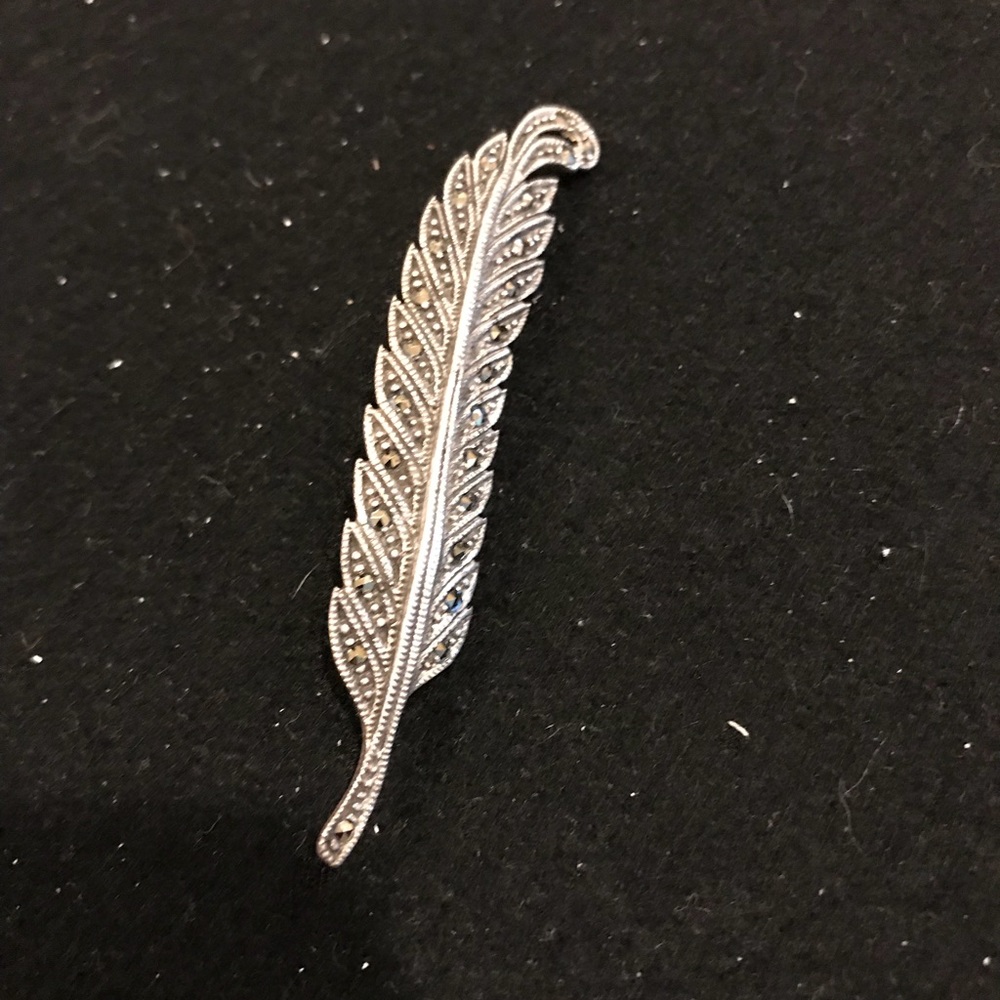 VINTAGE Sterling Silver and Marcasite feather pin